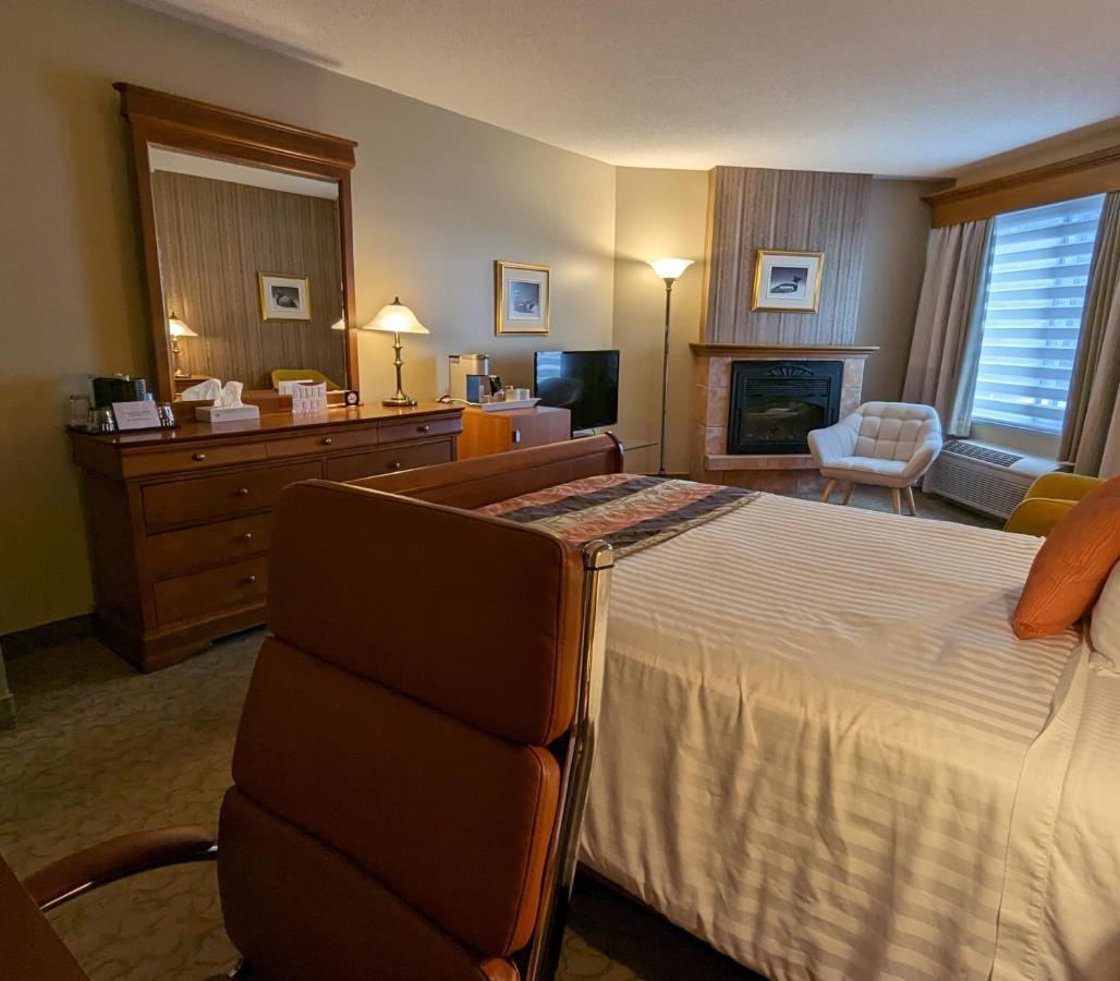 Auberge Des 21 La Baie Luaran gambar