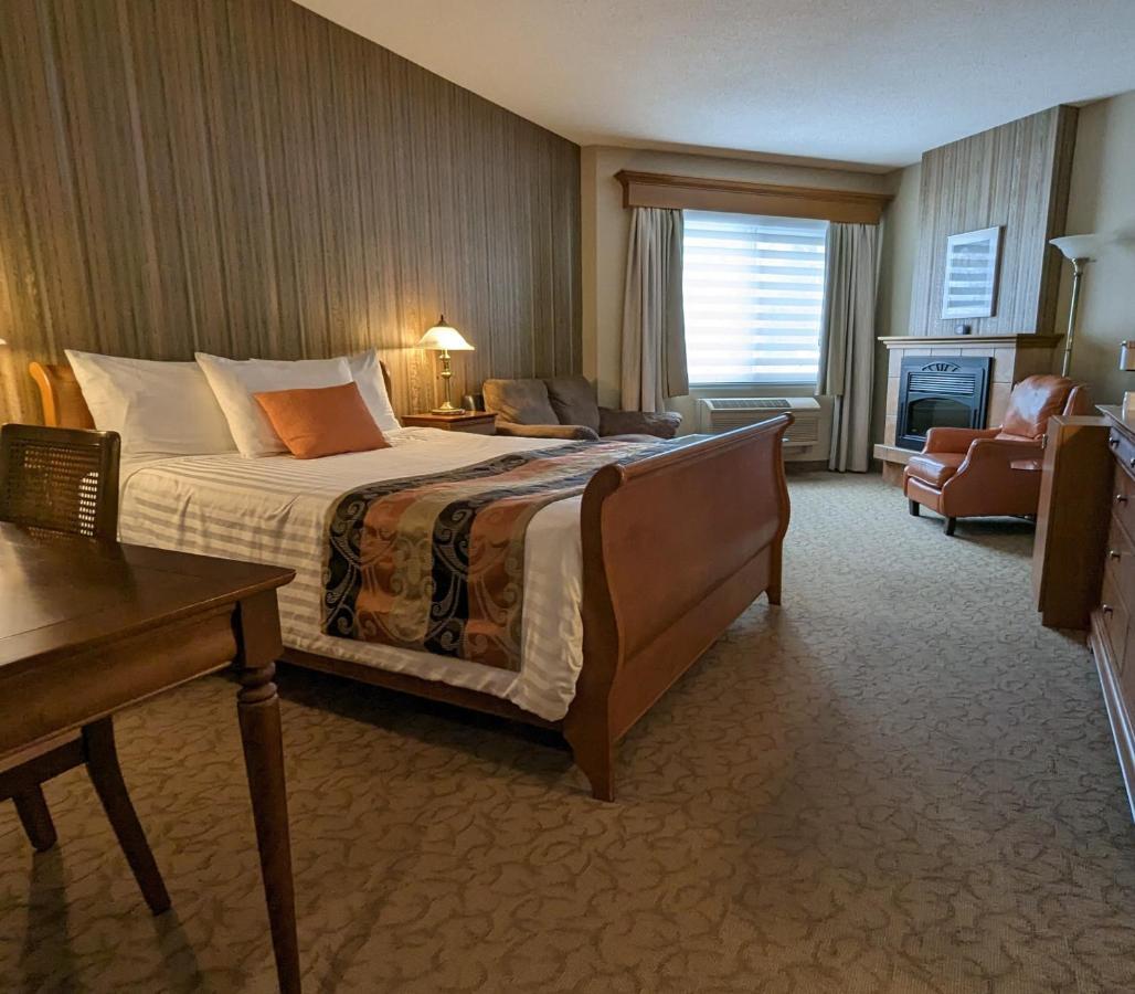 Auberge Des 21 La Baie Luaran gambar