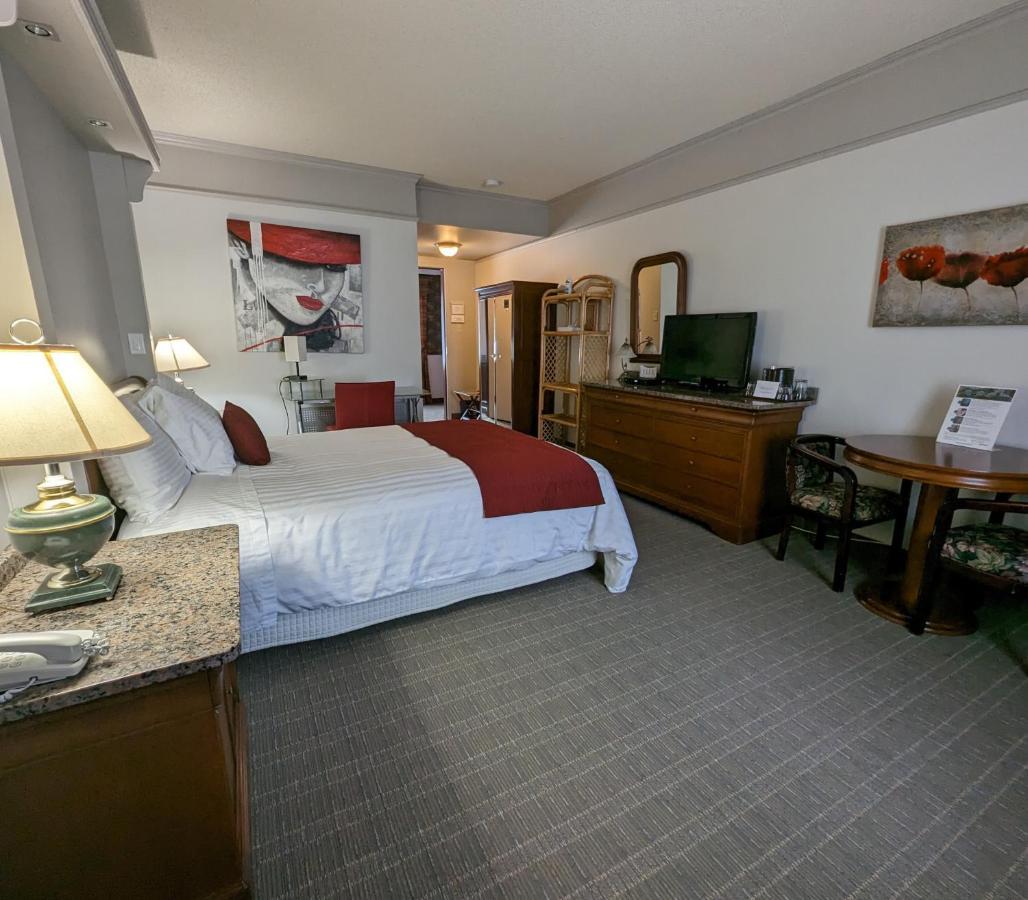 Auberge Des 21 La Baie Luaran gambar