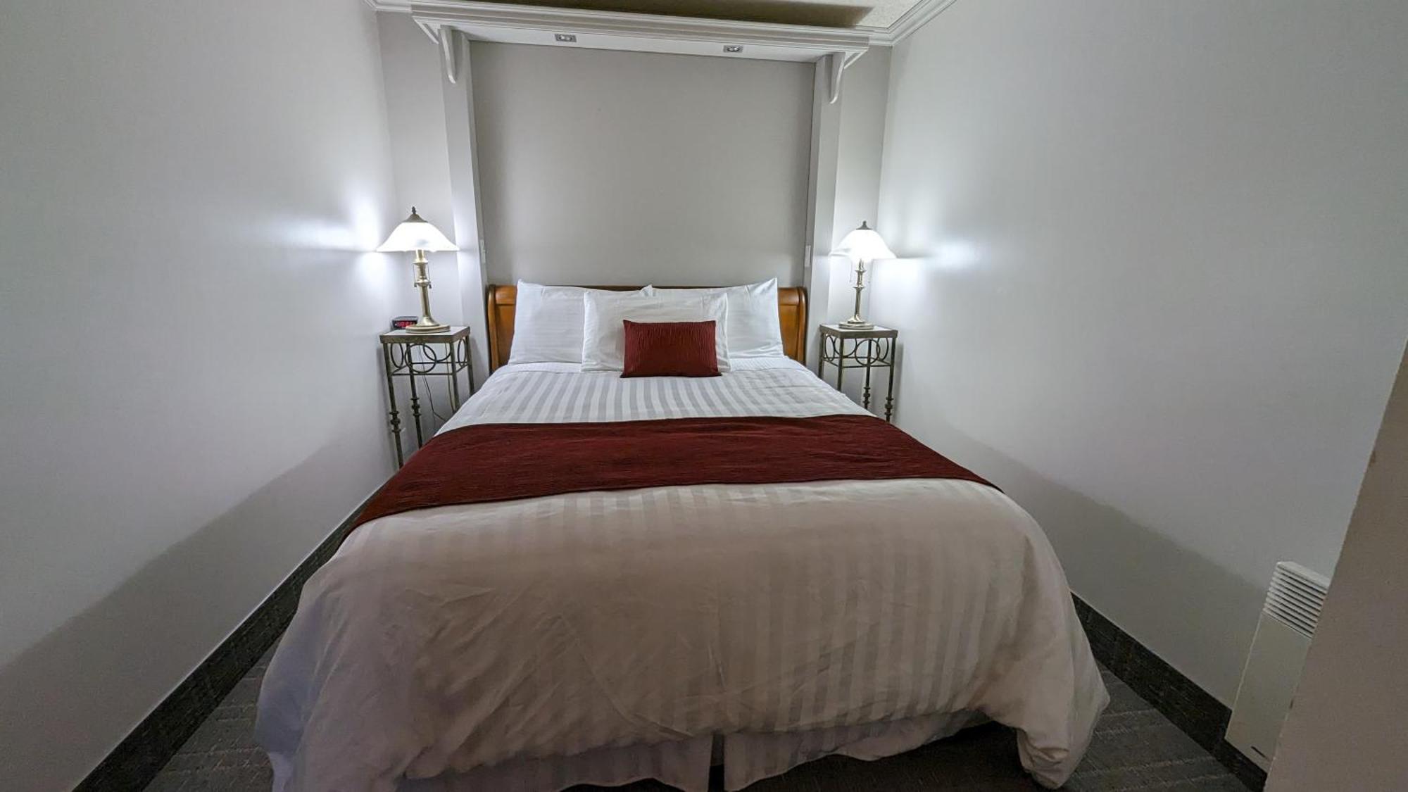 Auberge Des 21 La Baie Luaran gambar